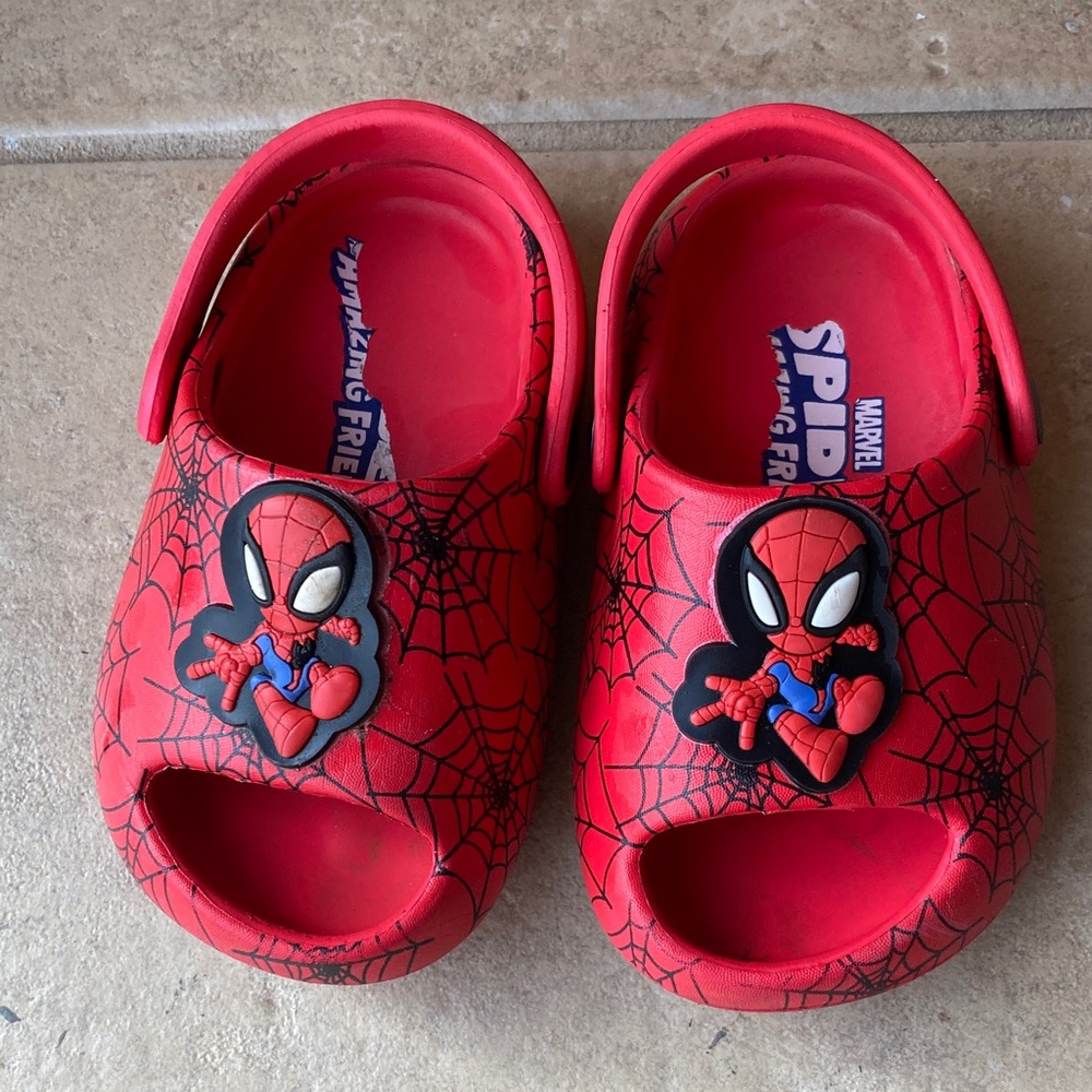 Marvel Spider-Man Open-toe  Red  ClogsS - Size 5/6